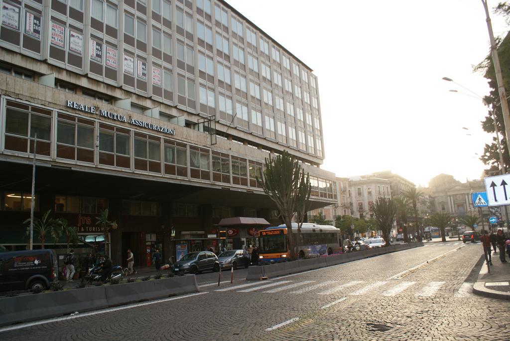 舒适客房卡塔尼亚克鲁森住宿加早餐酒店 外观 照片
